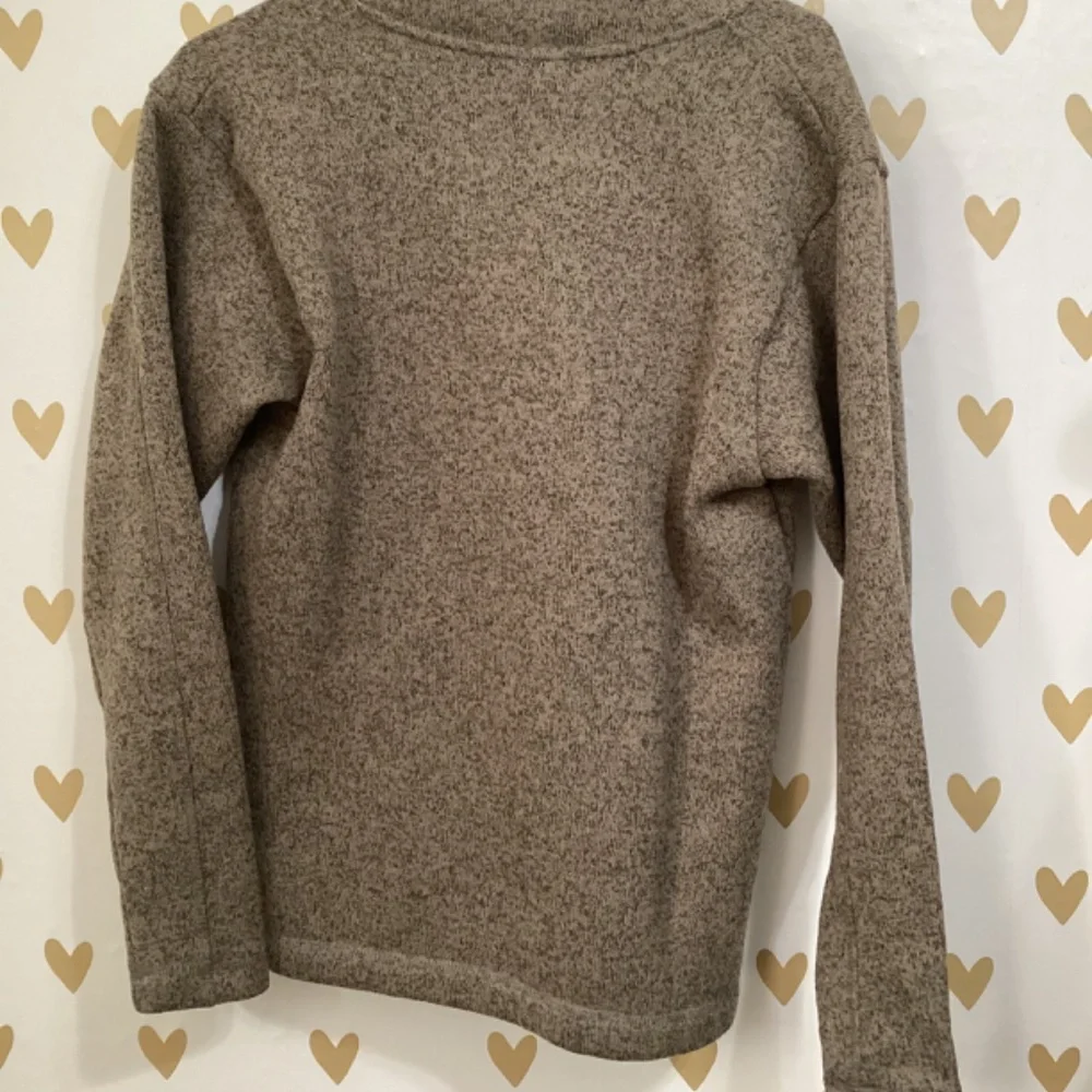 Sweater - Picture 8 of 10